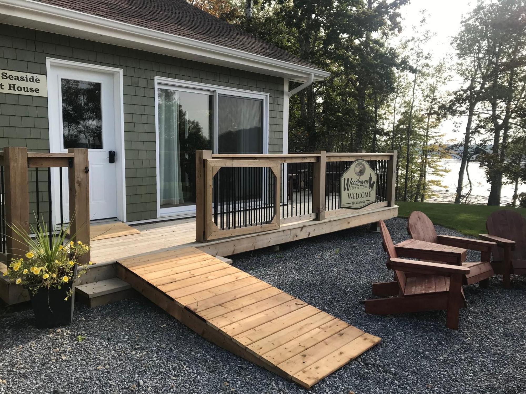 Woodhaven - Seaside Accommodations Waweig الغرفة الصورة